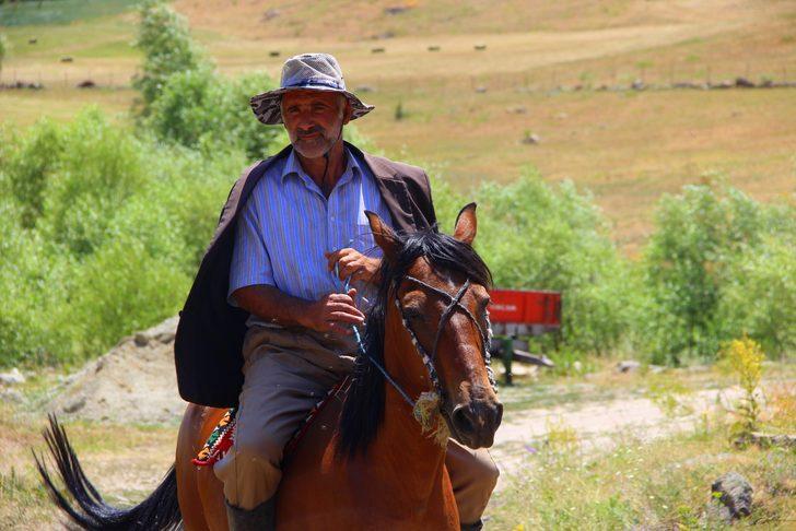 Köyü satmak için her yolu deniyor! Şimdi de Züğürt Ağa kılığına girdi G2