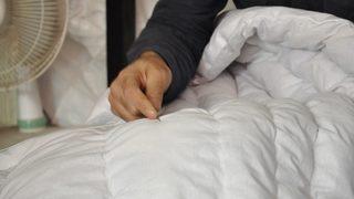 Ünlü siyasetçilere özel olarak hazırlıyor! 38 yıllık yorgancı mesleğini geleceğe taşımak istiyor