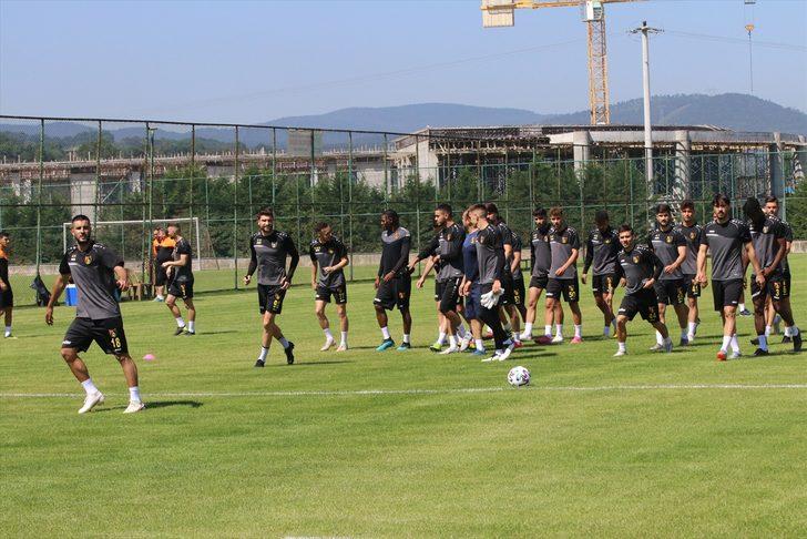 İstanbulspor Bolu'da kampa girdi G2