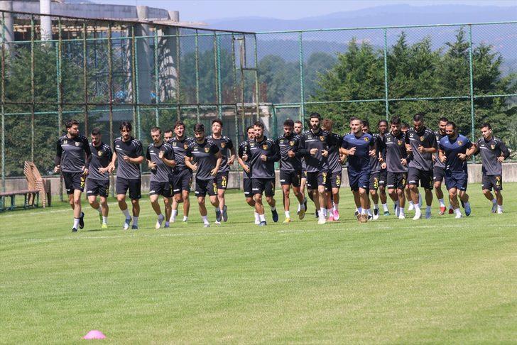 İstanbulspor Bolu'da kampa girdi G4