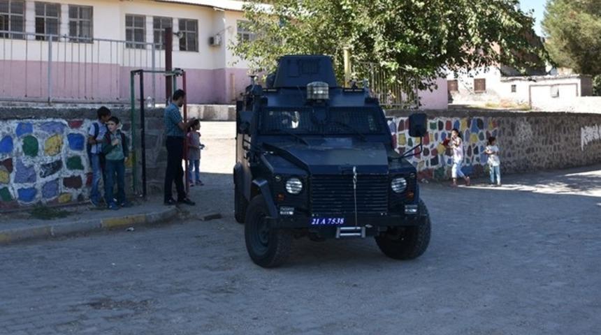 Diyarbakır'da okul bah&ccedil;esine korkun&ccedil; tuzak!