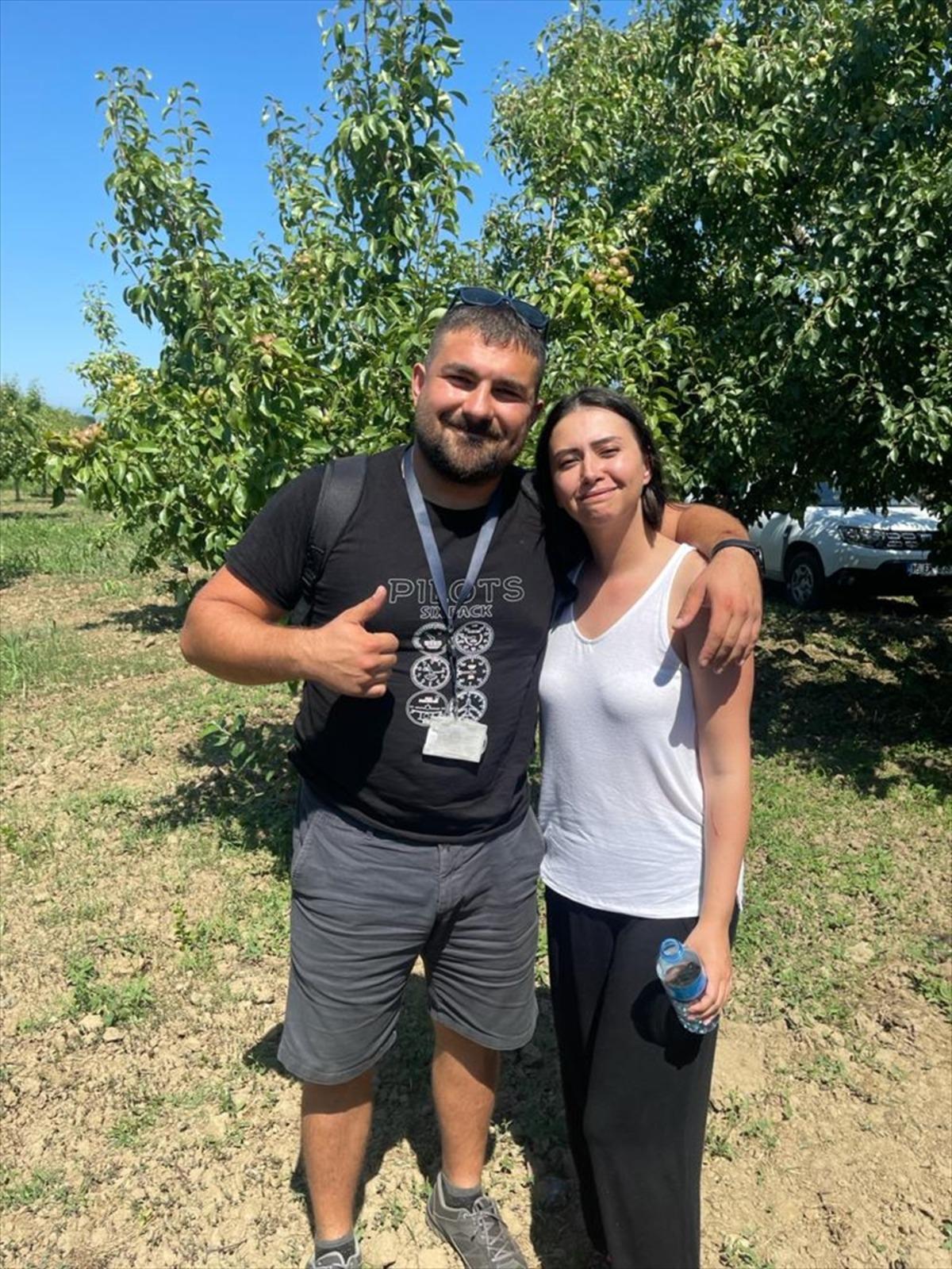 G&Uuml;NCELLEME 2 - Bursa'da eğitim u&ccedil;ağı meyve bah&ccedil;esine acil iniş yaptı