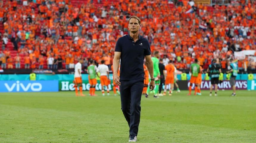 EURO 2020: Hollanda Teknik Direkt&ouml;r&uuml; Frank de Boer yoğun eleştiriler sonrası istifa etti