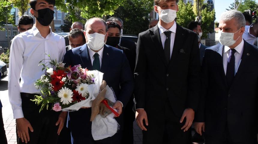 Sanayi ve Teknoloji Bakanı Mustafa Varank, AK Parti Kırşehir İl Başkanlığı'nda konuştu: