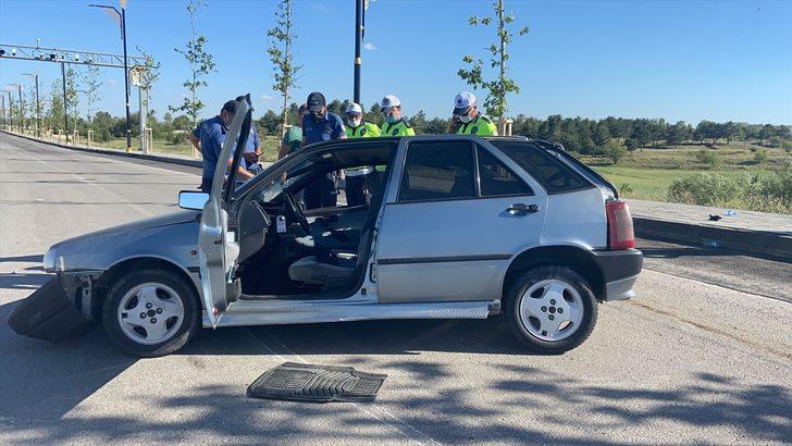 Sivas'ta mezuniyet fotoğrafı çekiminden dönen liseliler kaza yaptı: 1 ölü, 4 yaralı G2