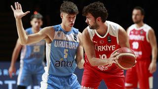 12 Dev Adam galibiyetle başladı