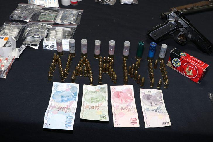 Karaman'da uyuşturucu operasyonunda 20 şüpheli gözaltına alındı G3