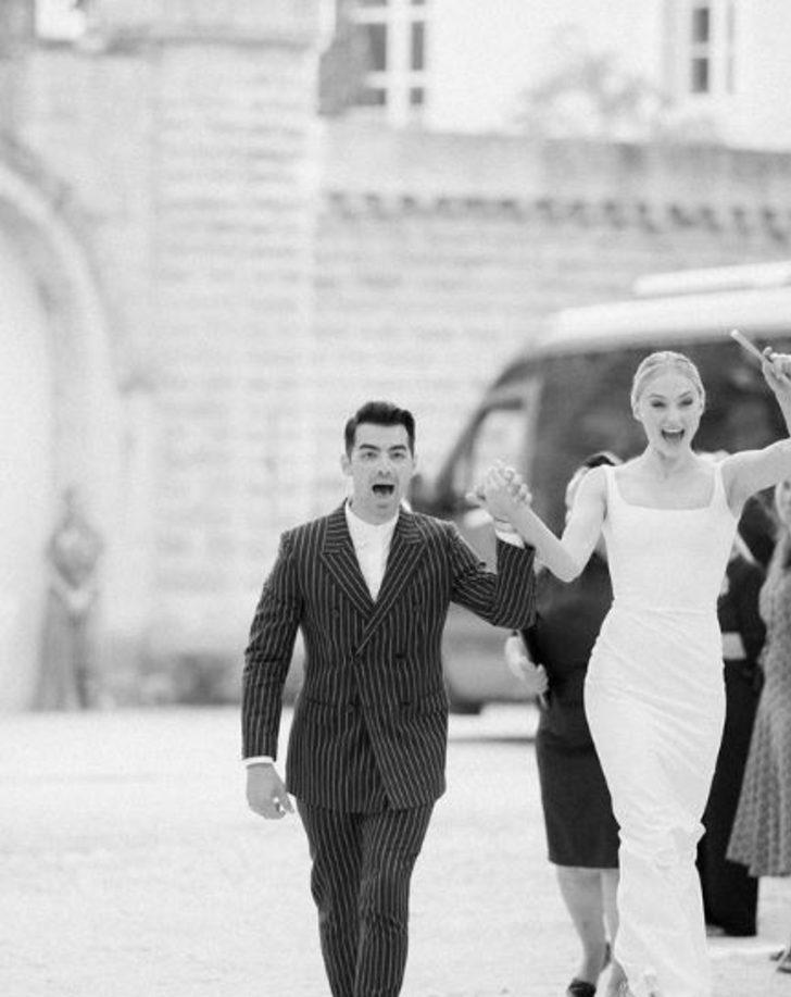 Game of Thrones yıldızı Sophie Turner düğün fotoğraflarını ilk defa paylaştı! G3