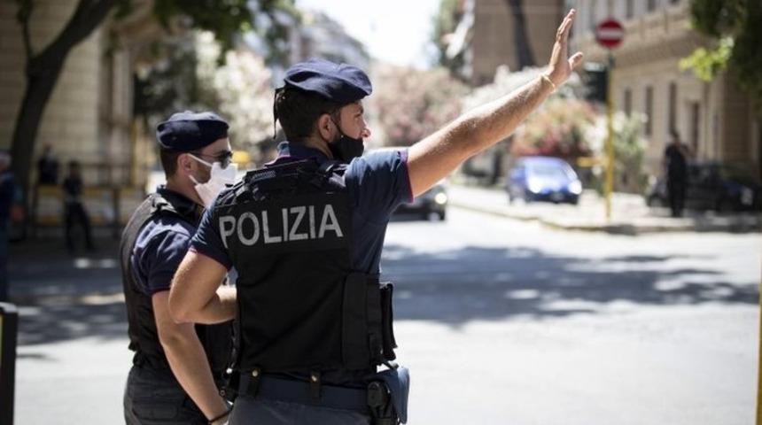 İtalya'da cezaevinde polis şiddeti: 52 g&ouml;revli hakkında g&ouml;zaltı ve ev hapsi gibi ihtiyati tedbir kararları alındı