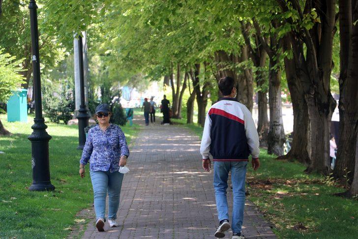 Güneydoğu'da bunaltıcı sıcaklar başladı G2