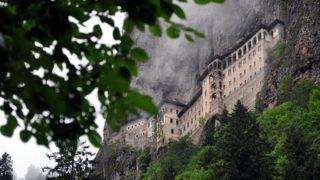 Sümela Manastırı’nın hazırlıkları tamamlandı! 5 yıl sonra yeniden ziyaretçilerini selamlayacak