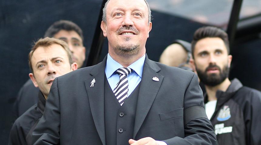 Everton Fenerbahçe'nin de gündemindeki Rafael Benitez'i resmen duyurdu!
