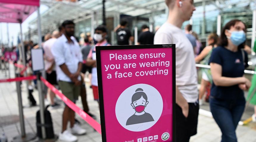 İngiltere'de gidişat korkutuyor! 29 Ocak’tan bu yana en yüksek günlük vaka