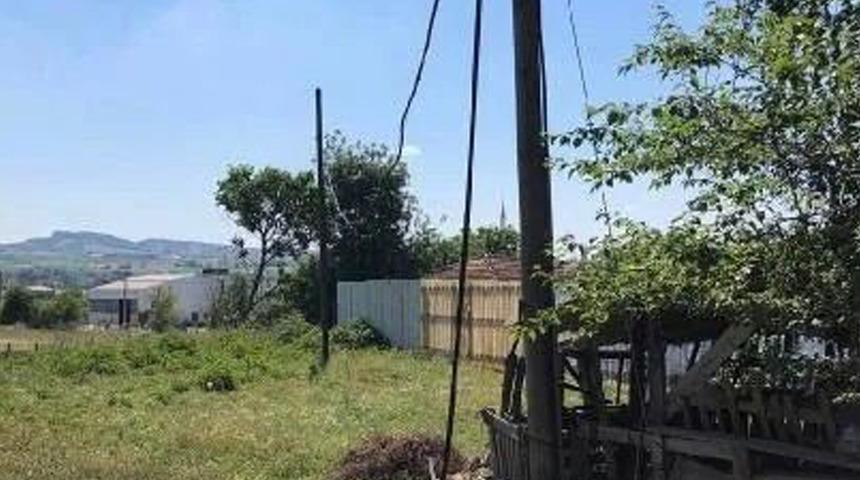 Sakarya'da 7 mahalleyi internetsiz bırakan kablo hırsızı yakalandı