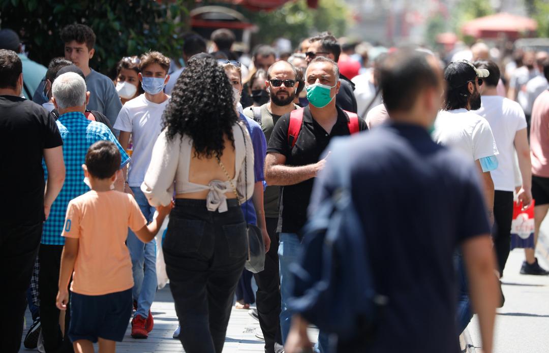 Yeni d&ouml;nem bug&uuml;n başladı! İşte 10 maddede hayatımızda değişecekler