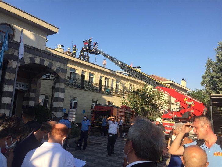 Gaziantep'te özel bir hastanede yangın çıktı G2