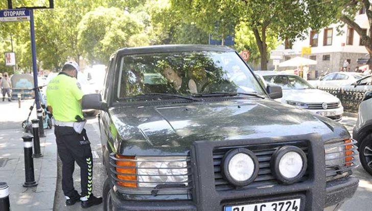 Trafik uygulamasına takılan Yasemin Allen cezayı yedi! G3