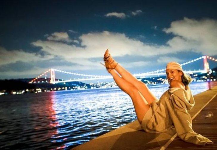 Farah Zeynep Abdullah'tan sitem dolu sözler: 'Gerçekten siz mutlu musunuz?' G4