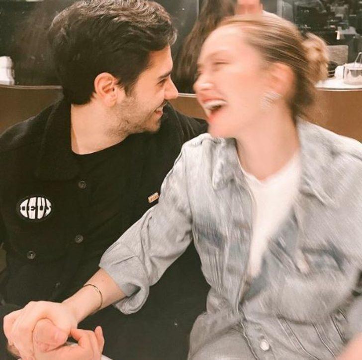 Kafa karıştıran paylaşım: Poyraz Teoman fenomen Danla Biliç'e evlilik teklifi mi etti? G5