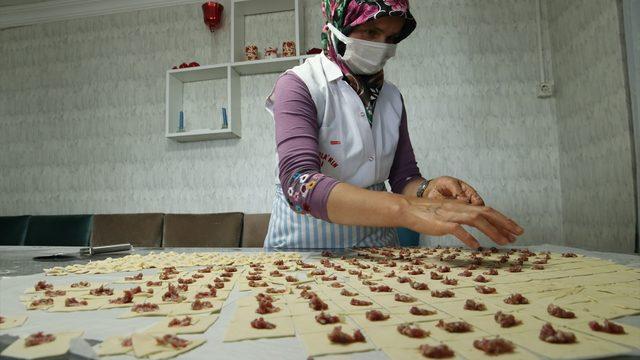 Samsun'un coğrafi işaret tescilli Yakakent mantısı, damakları şenlendiriyor