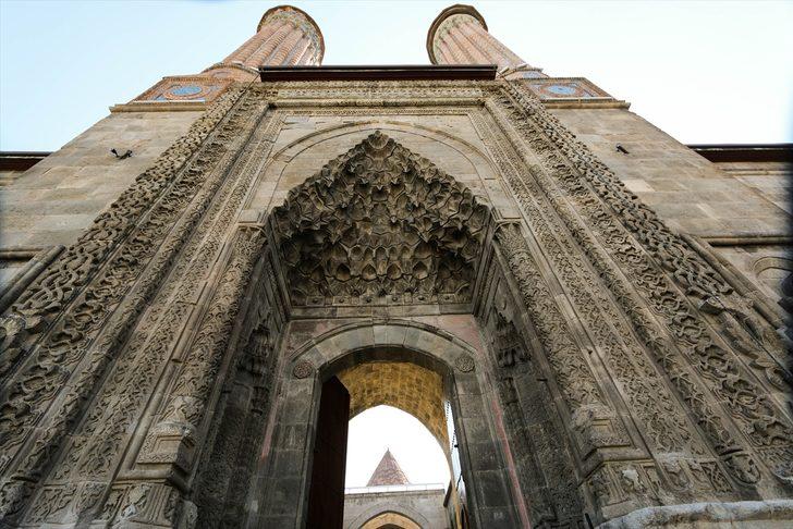 Erzurum Çifte Minareli Medrese, Vakıf Eserleri Müzesi olarak kapılarını tekrar açıyor G3