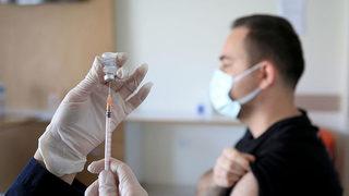 Koronavirüs geçirenlerle ilgili dikkat çeken açıklama: Tek doz mRNA aşısı yeterli