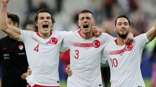 Real Madrid'de Sergio Ramos'un yerine Çağlar Söyüncü