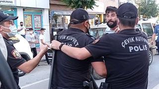 Sivas'ta polis, kavga edenleri görüntülemek isteyen gazetecileri tartakladı