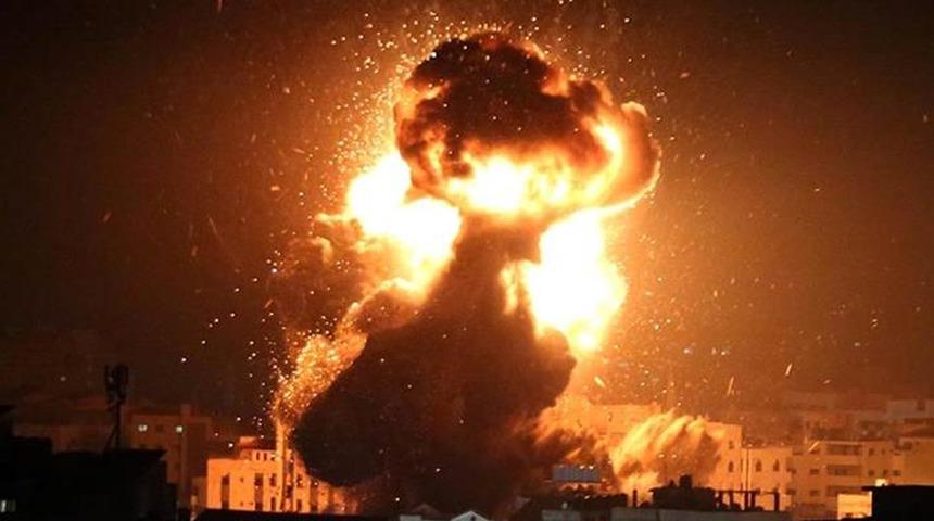 İsrail uçakları Gazze'ye hava saldırısı düzenledi