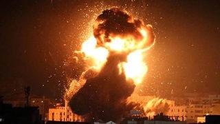 İsrail uçakları Gazze'ye hava saldırısı düzenledi