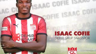  Issac Cofie 2 yıl daha Sivasspor’da