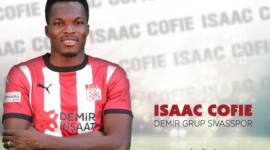  Issac Cofie 2 yıl daha Sivasspor’da
