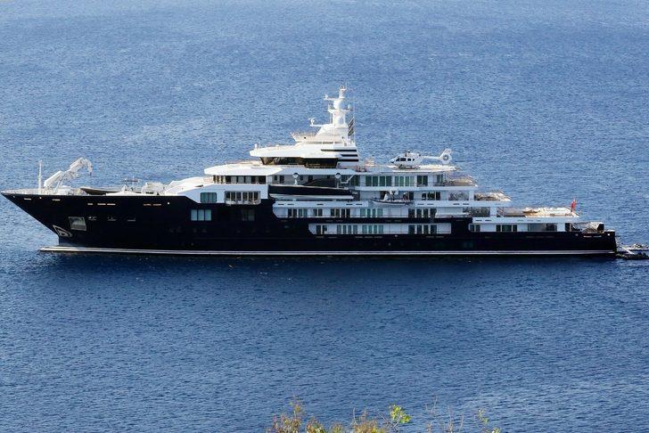 Sofia Richie saray gibi yatla adaları geziyor G3