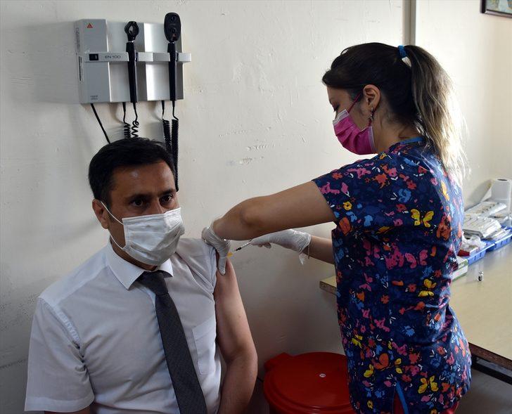 Kırıkkale ve Nevşehir'de Kovid-19 ile mücadelede üçüncü doz aşı uygulaması başladı G2