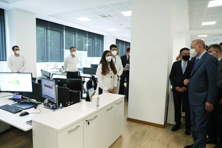 Cumhurbaşkanı Erdoğan, Arifiye'de tank palet fabrikasını ziyaret etti G2