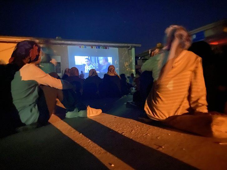 Aksaray'da köy okulu öğrencileri sinemayla tanıştı G2