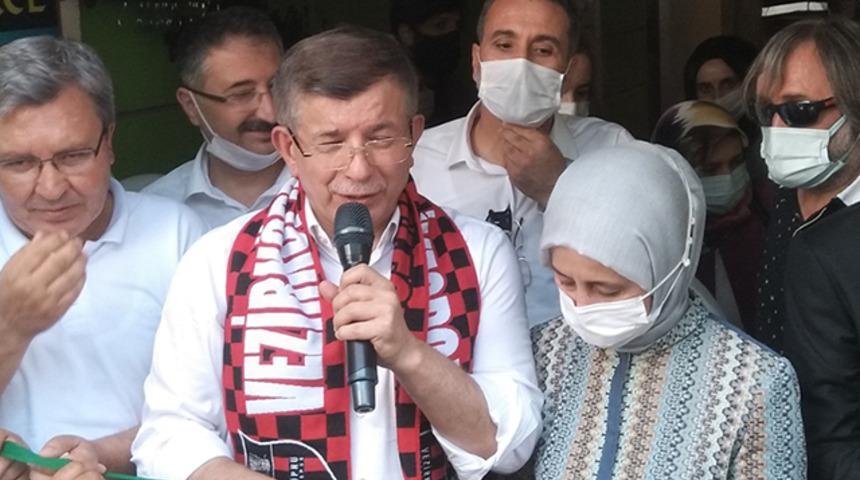 Davutoğlu'ndan 'Neden yeni bir parti kurdunuz?' sorusuna yanıt