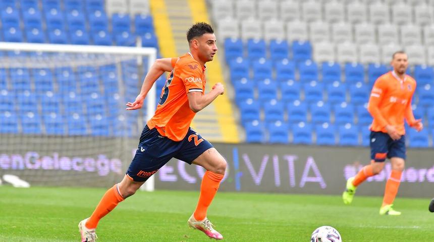 Deniz Türüç, 3 yıl daha Başakşehir'de