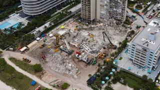Miami'de çöken binada ölenlerin sayısı 20'ye çıktı