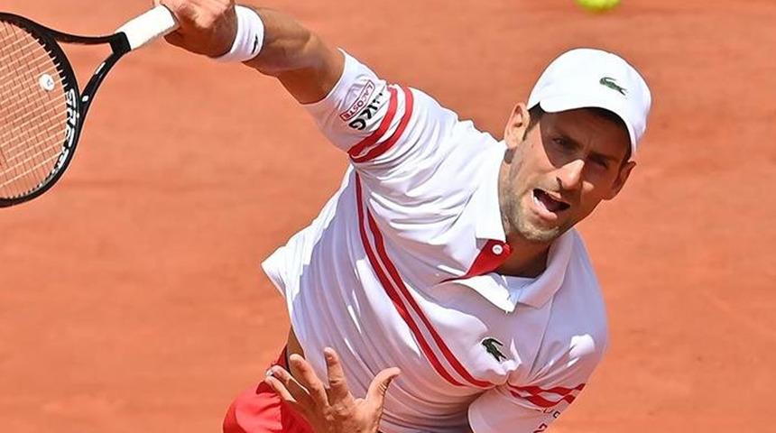 Djokovic ve Agut Wimbledon'da 4. tura yükseldi