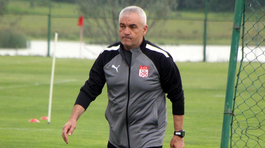 Rıza Çalımbay: Öncelikli hedefimiz Avrupa kupaları