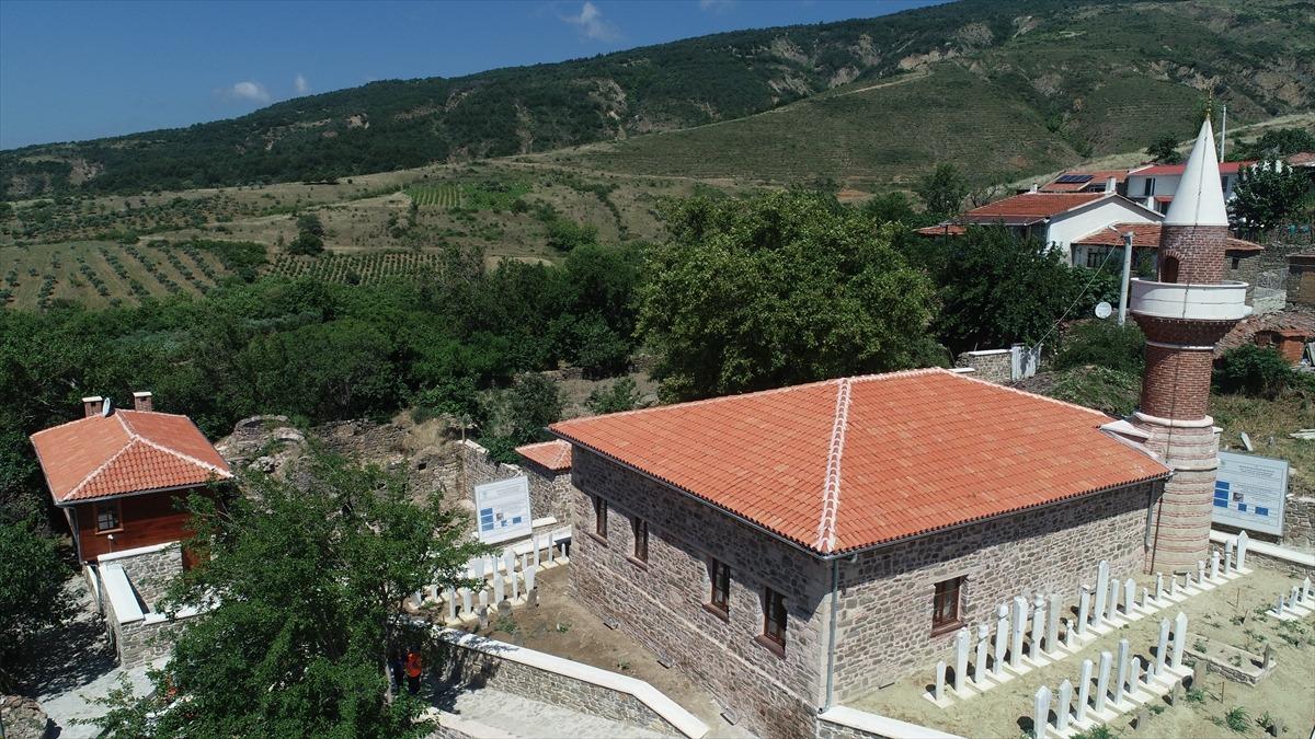 Tekirdağ'da restorasyonu tamamlanan 600 yıllık G&uuml;zelk&ouml;y Camisi ibadete a&ccedil;ılacak