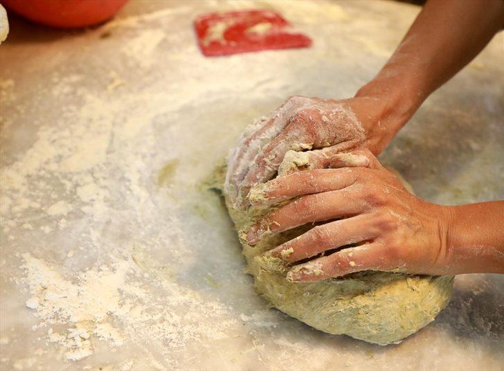 Coğrafi işaret tescilli baston ekmeğinin yeşil çay pudralısı yapıldı G3