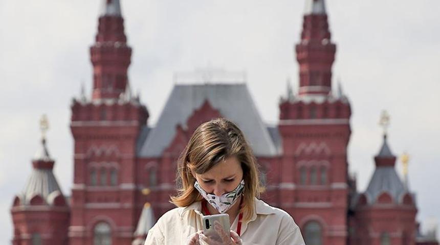 Rusya'da durum vahim! Art arda 5. günde rekor: Son 24 saatte 697 ölüm