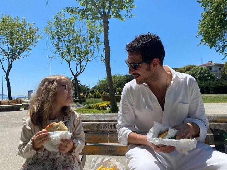 Uraz Kaygılaroğlu'nun kızı Ada ile yaptığı paylaşımlar sosyal medyada çok konuşuldu! İşte baba-kızın eğlenceli anları... G1