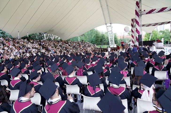 Ankara Üniversitesi Tıp Fakültesi yeni mezunlarını verdi G3