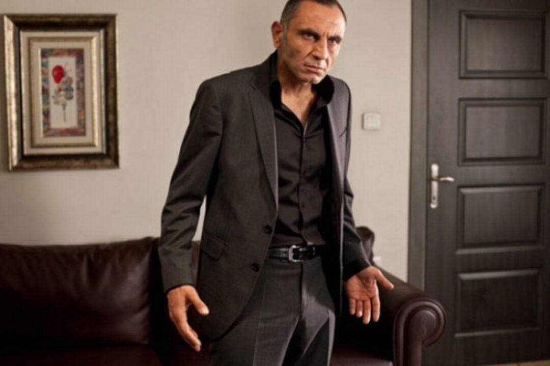 Хакимов уйгун. Memati. Мемати баш фото. Memati. Мемати долина волков гамзе.