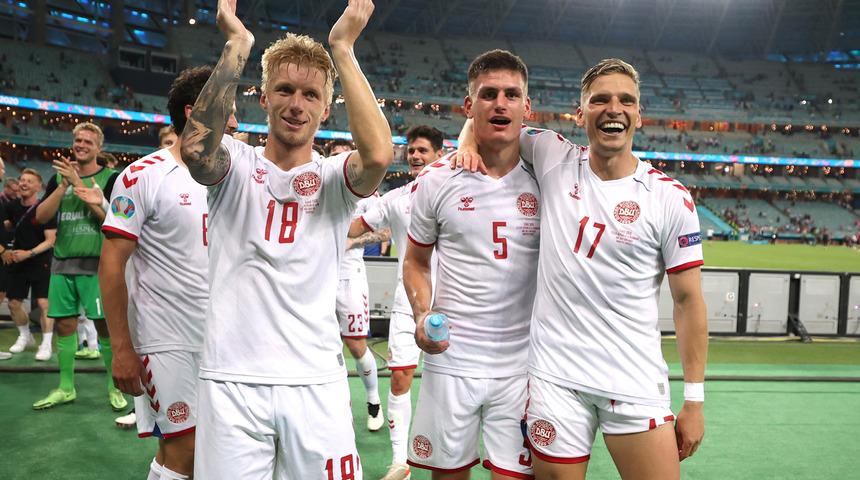 Danimarka'nın rüyası sürüyor!