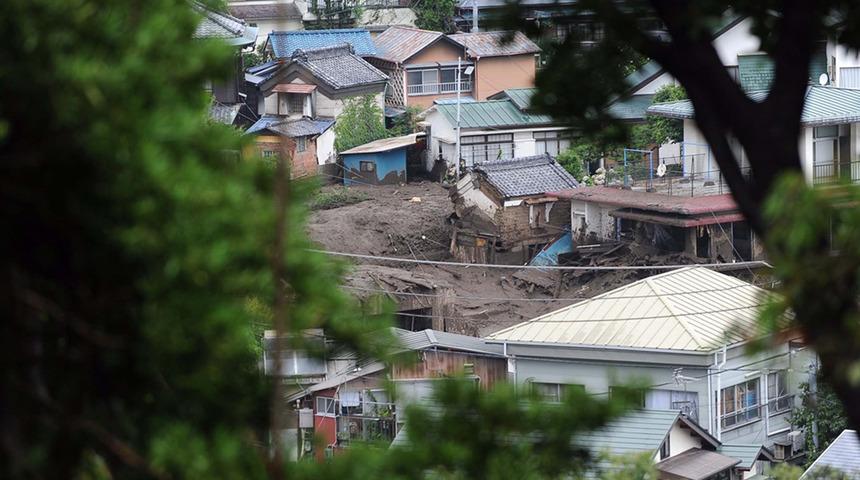 Japonya'da heyelan! En az 20 kişi kayıp