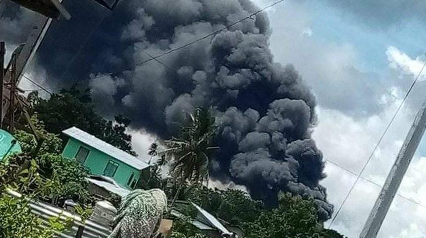 Son Dakika: Filipinler'de askeri uçak düştü